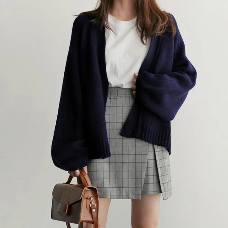 Strik Cardigan Dame – Beige Lounge Cardigan med Oversized Ærmer