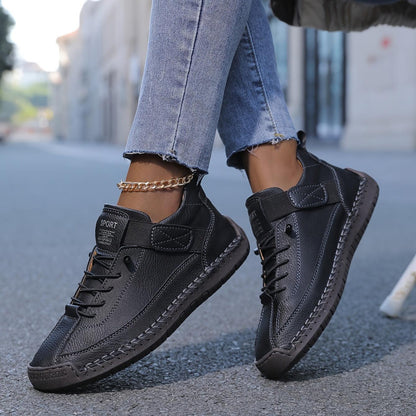 Women’s Casual Walking Shoes – Closed Toe Lace-Up Comfort Sneakers