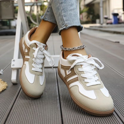 Women's Retro Lace-Up Samba Sneakers | Classic Two-Tone Casual Everyday Streetwear Trainers | Everyday Casual Streetwear Shoes