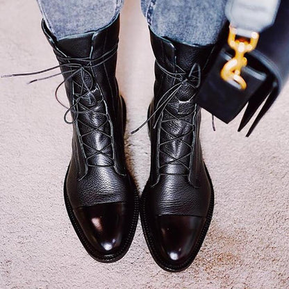 Damen-Stiefel aus Leder mit Schnürung und mittlerer Schafthöhe | Klassische schwarze, lässige, elegante Stiefel für jeden Tag | Smart-Casual-Stiefel für Herbst und Winter