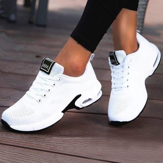 Women's Lightweight Casual Sneakers – Everyday Walking Shoes – White