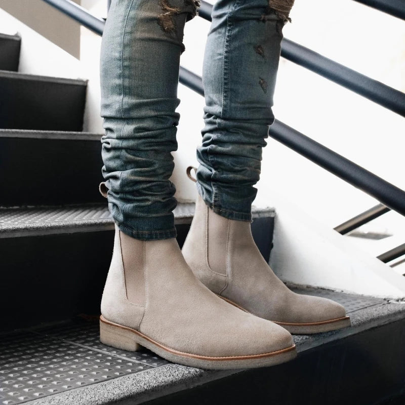 Herren-Chelsea-Boots aus Wildleder | Klassische cremefarbene, lässige, elegante Stiefel für jeden Tag mit elastischen Einsätzen | Smart-Casual-Stiefel für Herbst und Winter
