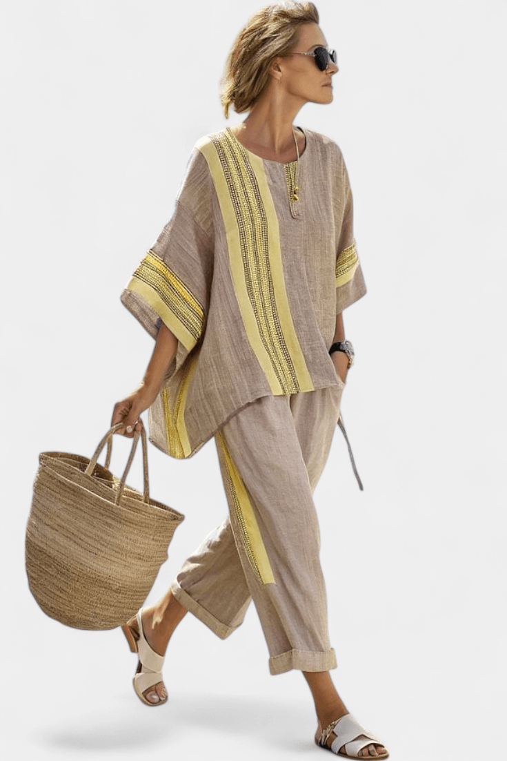 Women's Two-Piece Summer Set – Oversized Top & Tapered Pants