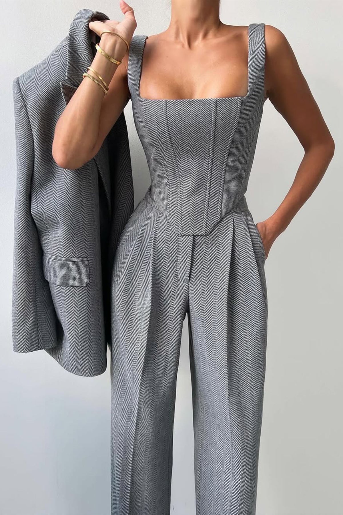 Damenanzug aus drei Teilen mit zweireihigem Blazer | Maßgeschneidertes Set aus Blazer, Weste und Hose für besondere Anlässe | Elegantes formelles Business-Casual-Outfit fürs Büro