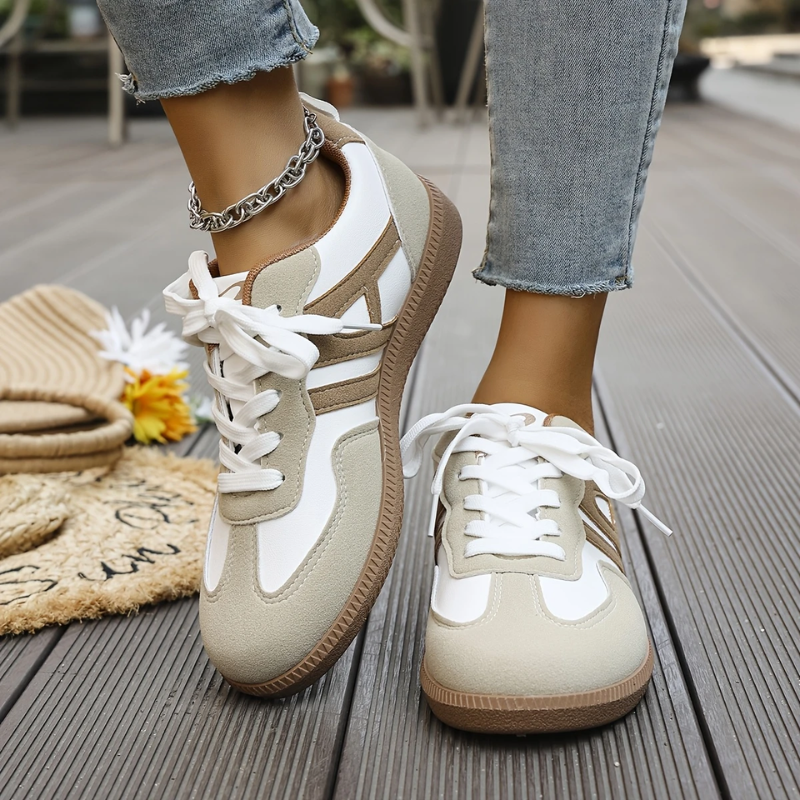 Women's Retro Lace-Up Samba Sneakers | Classic Two-Tone Casual Everyday Streetwear Trainers | Everyday Casual Streetwear Shoes