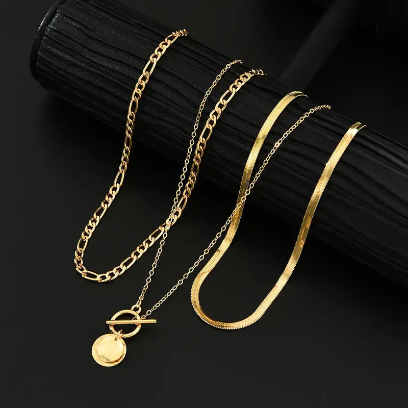 Damen-Set aus mehreren goldfarbenen Halsketten | 3-teiliges Set mit Fischgrätkette, Perlen- und Münzanhänger | Lässiger Alltagsschmuck zum Ausgehen