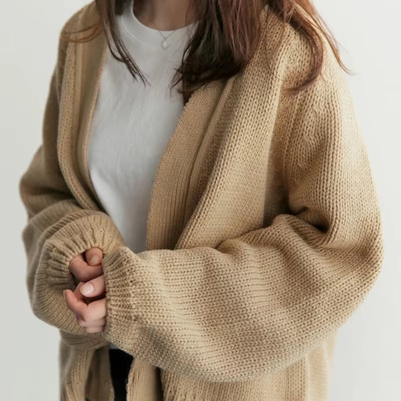 Strik Cardigan Dame – Beige Lounge Cardigan med Oversized Ærmer