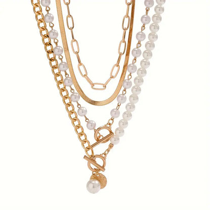 Damen-Set aus Perlen- und goldfarbenen Halsketten | 4-teiliges Set mit Schlangenkette, Perle und Knebelverschluss-Anhänger | Lässiger Alltagsschmuck zum Ausgehen