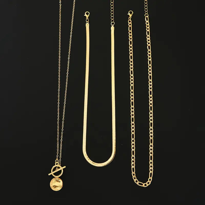 Damen-Set aus mehreren goldfarbenen Halsketten | 3-teiliges Set mit Fischgrätkette, Perlen- und Münzanhänger | Lässiger Alltagsschmuck zum Ausgehen