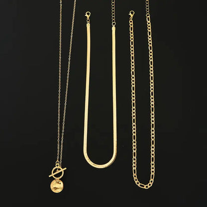 Damen-Set aus mehreren goldfarbenen Halsketten | 3-teiliges Set mit Fischgrätkette, Perlen- und Münzanhänger | Lässiger Alltagsschmuck zum Ausgehen