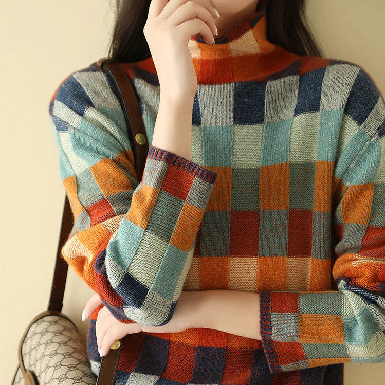 Patchwork Rullekrave Pullover Dame – Blød Striktrøje med Mønster